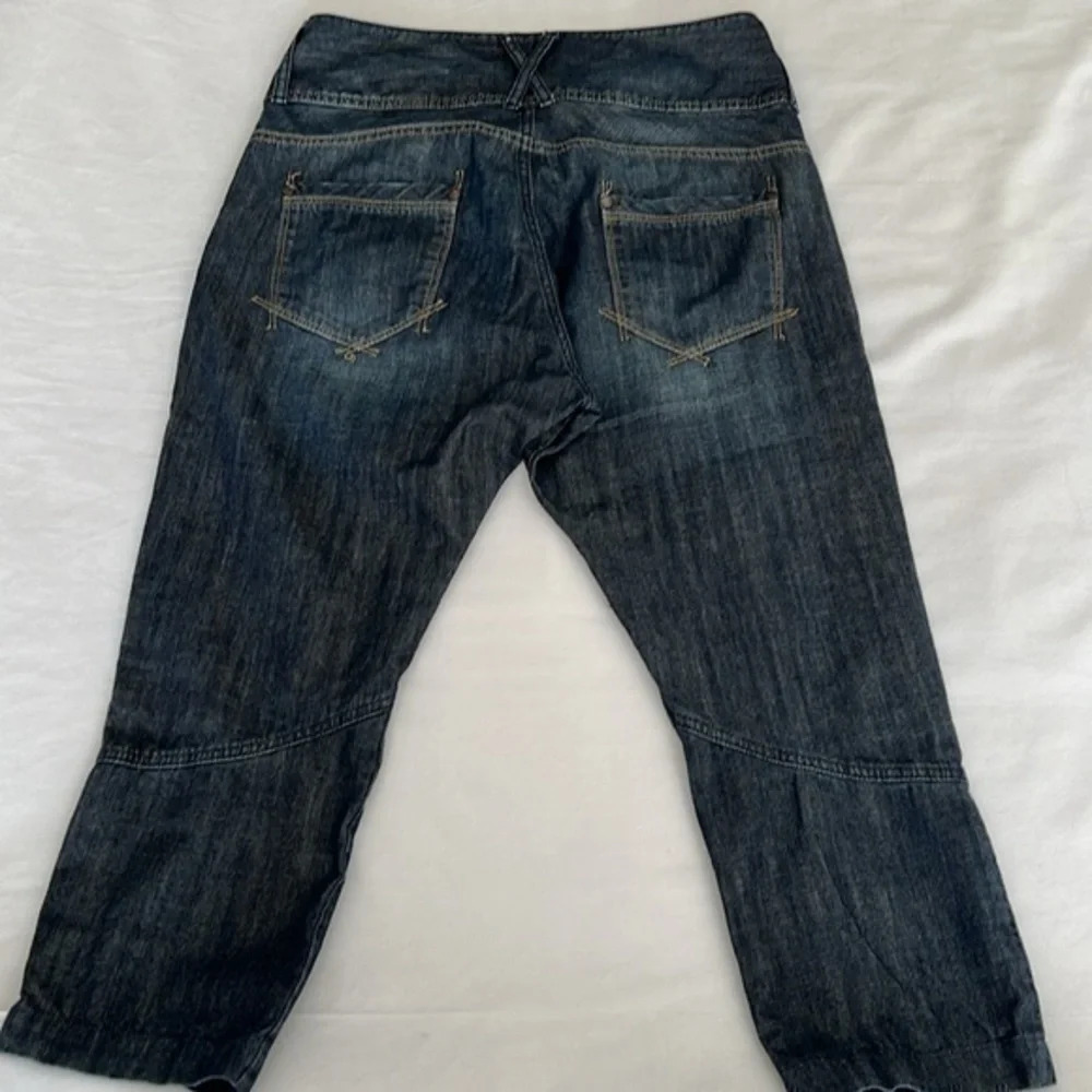 Zara - Women's Denim Rules by TRF US size 6, minor flaw, super cool 80's look